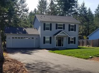 80 E Cardinal Ct, Allyn, WA 98524