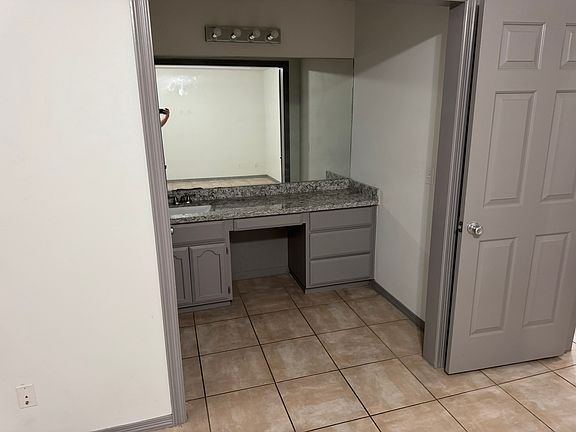 5th image of 1806 Tierra Dulce Dr APT 3