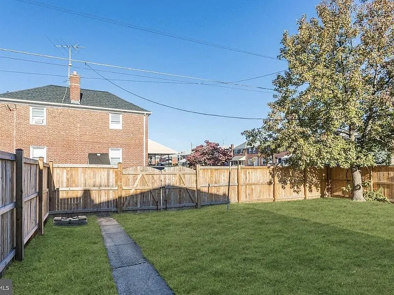 2147 Firethorn Rd — Photo 18