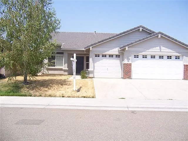 8499 Zinnia Way photo 1
