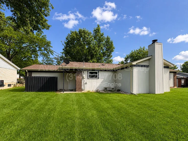 13241 Delft Dr — Photo 12