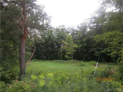 1719 N Creek Rd, Lake View, NY, 14085