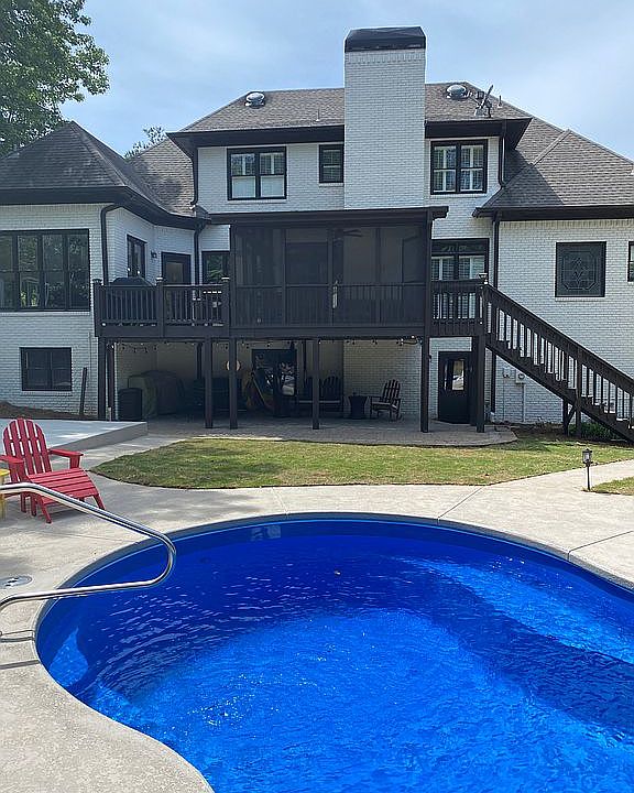 2nd image of 905 Belgrave Ct