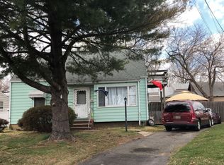 77 Prescott Turn, Clark, NJ 07066