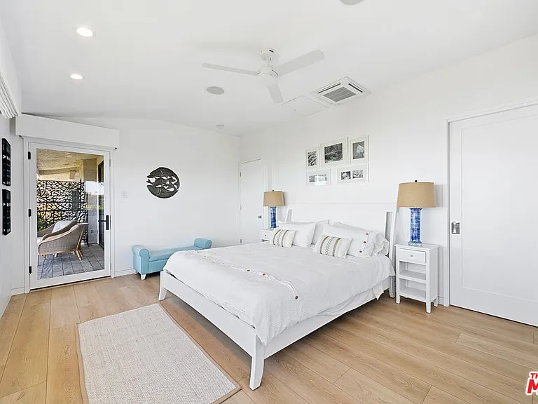 6817 Seawatch Ln — Photo 27