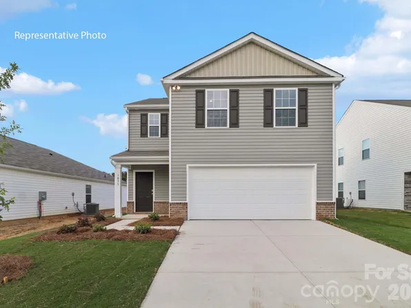 2137 10th St SE, Hickory, NC 28602