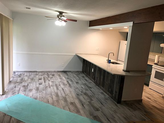5th image of 2407 Packard St APT 45E