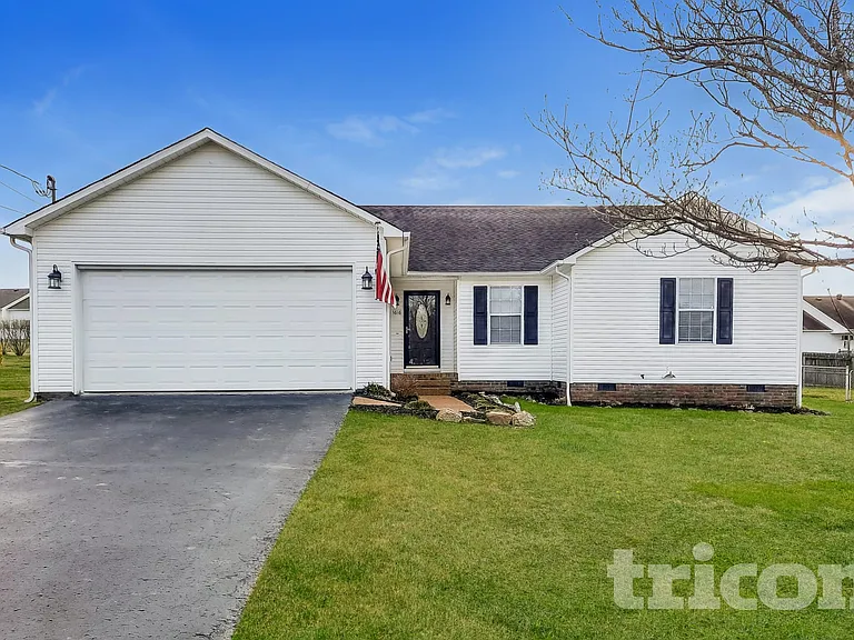 1616 Jamie Dr — Photo 1