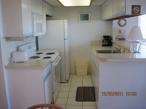 4th image of 5550 Gulf Blvd #206