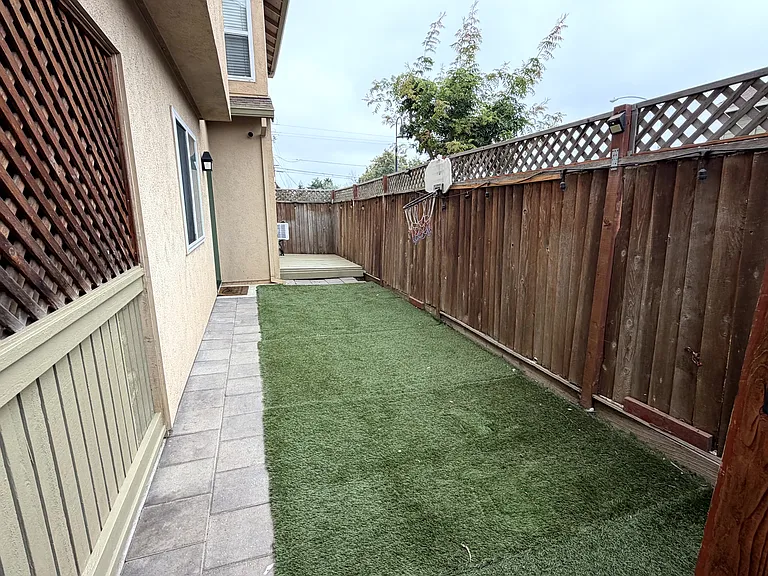 352 San Juan Grade Rd — Photo 4