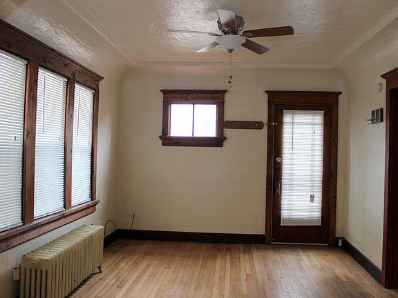 4th image of 804 E Wright St #B