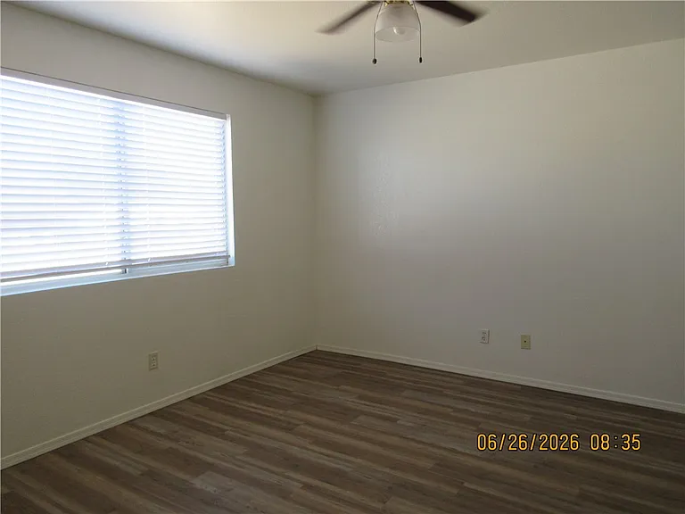 2619 Crozier Ave — Photo 8