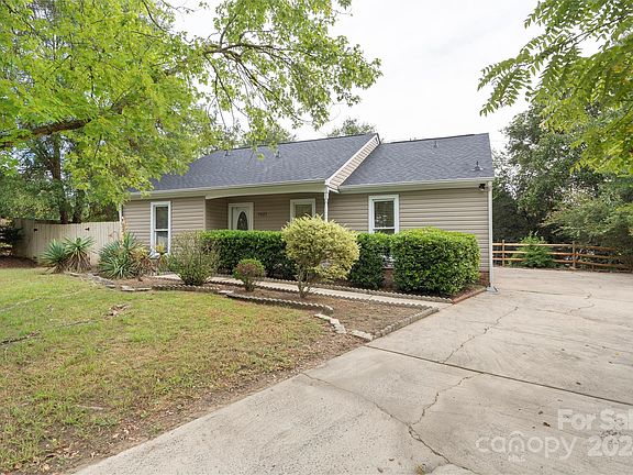 5th image of 7027 Hildreth Ct