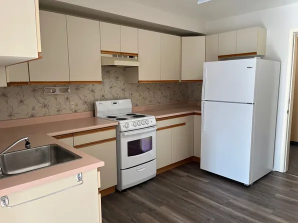 5314 46th Ave #301, Olds, AB T4H 1V4