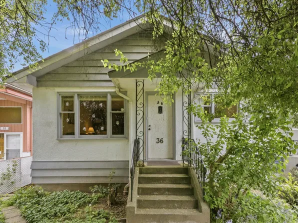 36 Warwick Ave, Burnaby, BC V5B 3X3