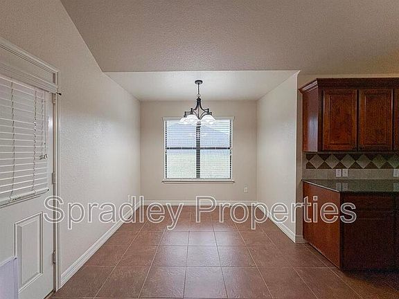 4th image of 4905 Citrine Dr