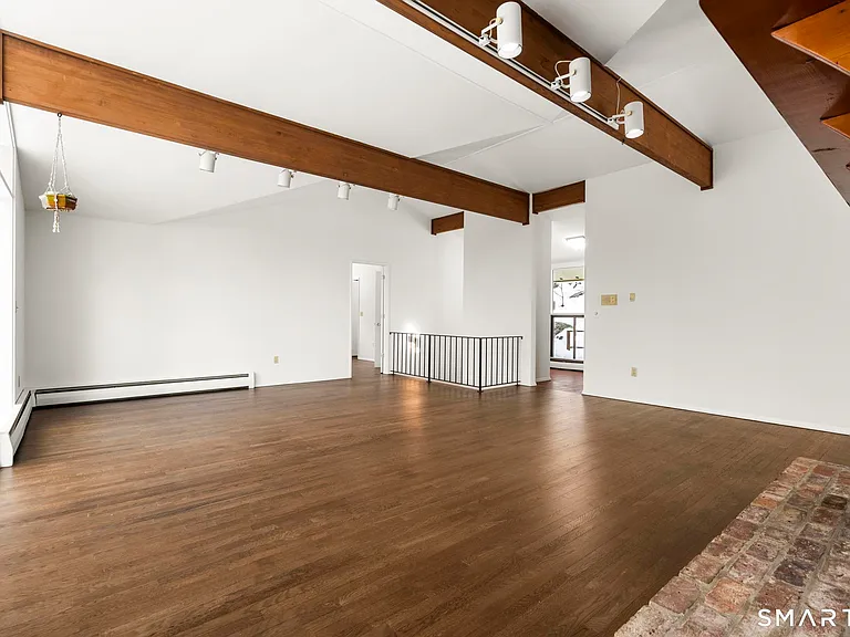 304 Olmstead Hill Rd — Photo 4