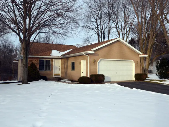 4214 Kingsbrook Dr, Kalamazoo, MI 49006