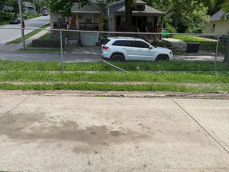 4202 Flora Ave #4200 — Photo 16