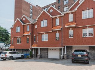 9033 Wall St, North Bergen, NJ 07047