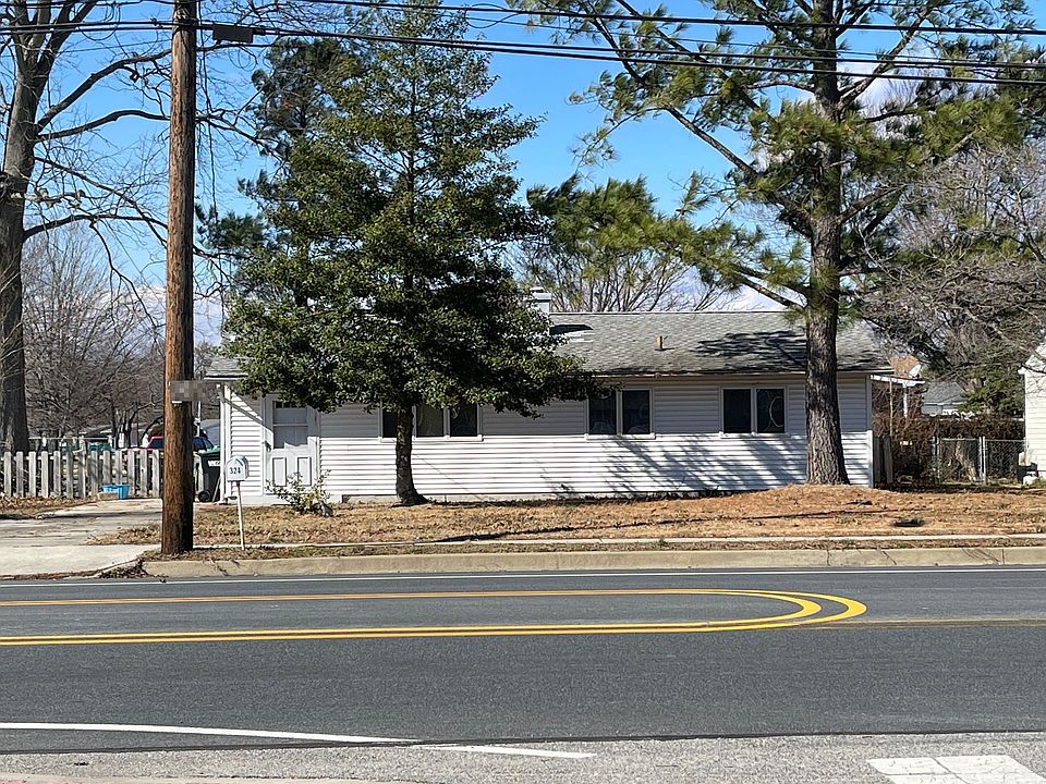 1st image of 324 W Glenwood Ave