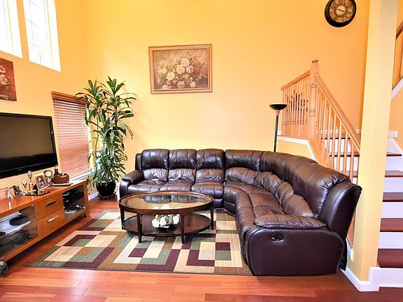 5th image of 124 Briarwood Dr