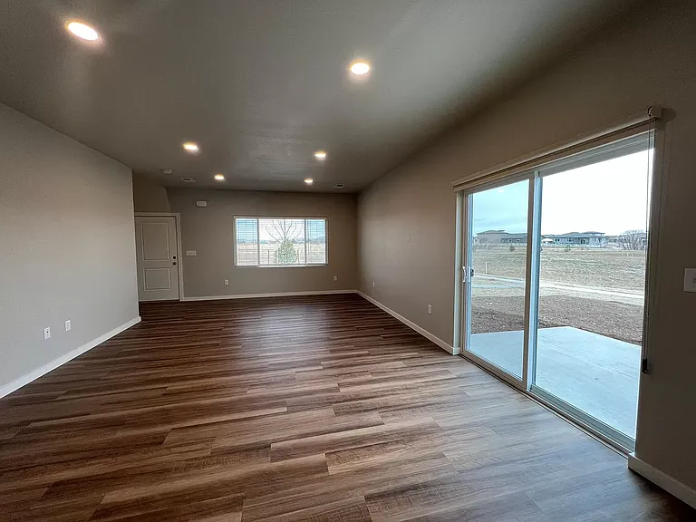 3655 Ronald Reagan Ave — Photo 20