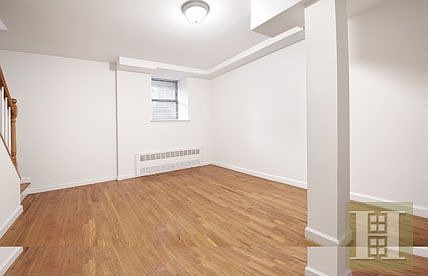3rd image of 364 W 117th St APT 1E