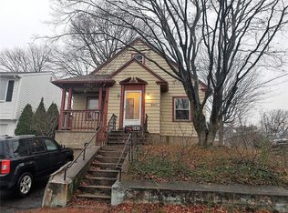 247 Greenwood St, Cranston, RI 02910