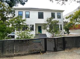 154 S Avenue 54