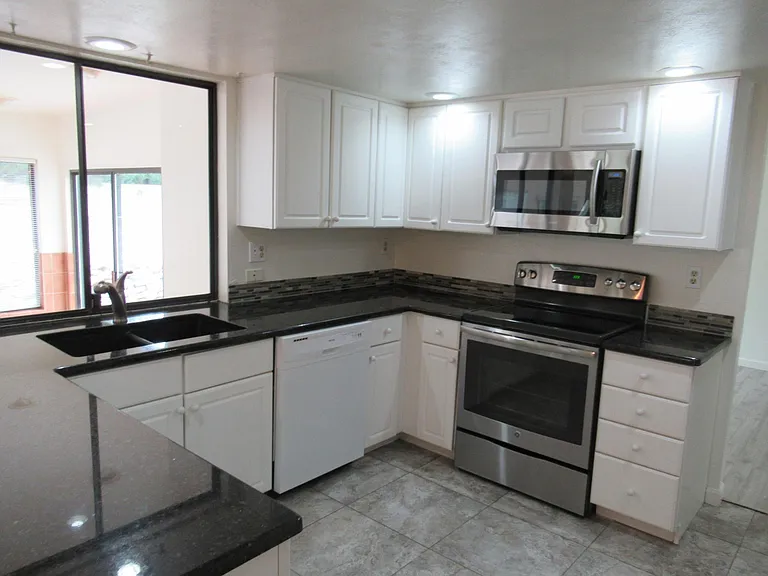 6607 S Heritage Pl W — Photo 4