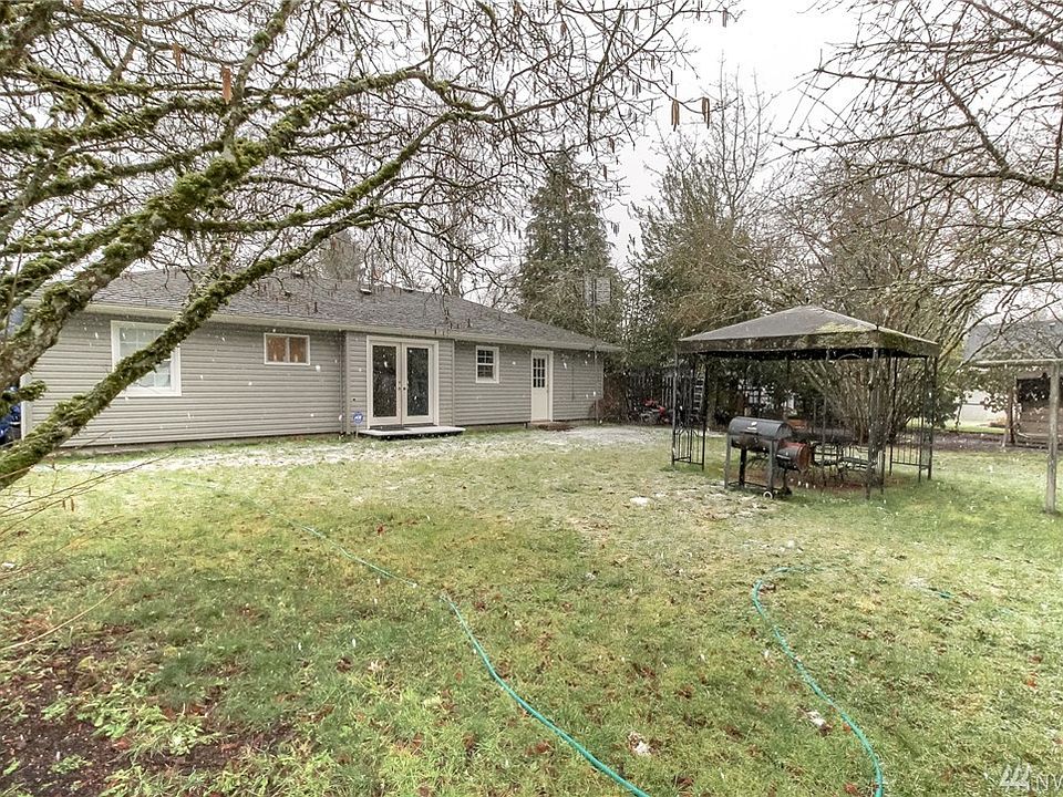 1st image of 6615 Lake Grove St SW