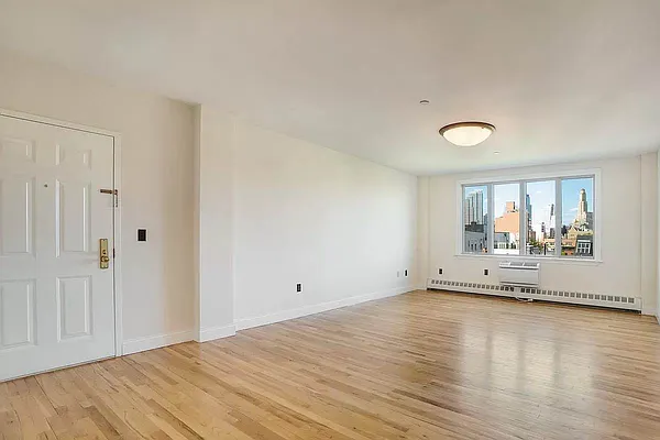 Rented by Compass | media 9