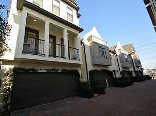 1212 Saint Charles St, Houston, TX 77003