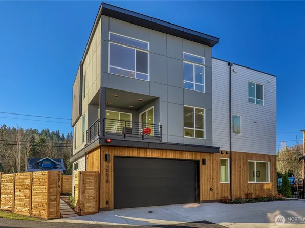 10618 E Riverside Dr, Bothell, WA 98011