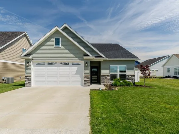 2303 Lilly St, Effingham, IL 62401