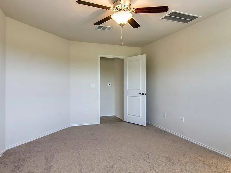 10604 Dimitrios Dr — Photo 6