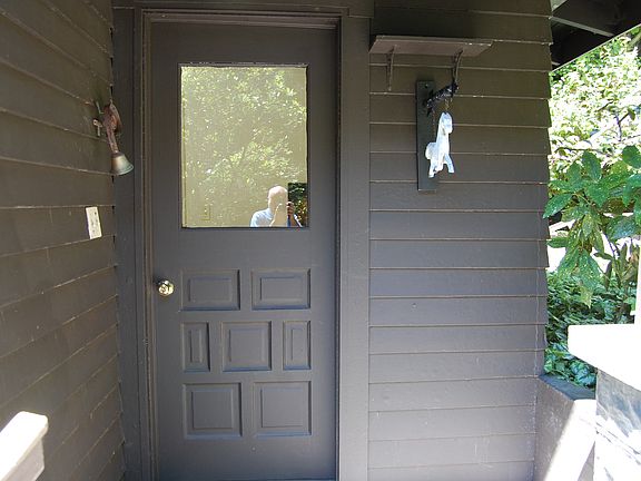 5th image of 2119 E Bay Dr NE