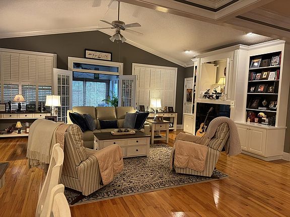 4th image of 332 Osprey Ridge Ct