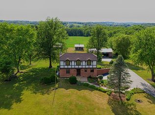 10502 N Mulberry Rd, Leaf River, IL 61047