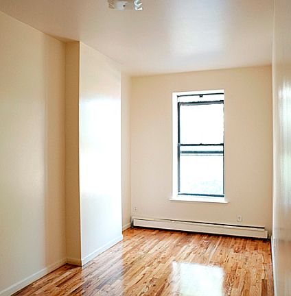 5th image of 806 Rogers Ave APT 2