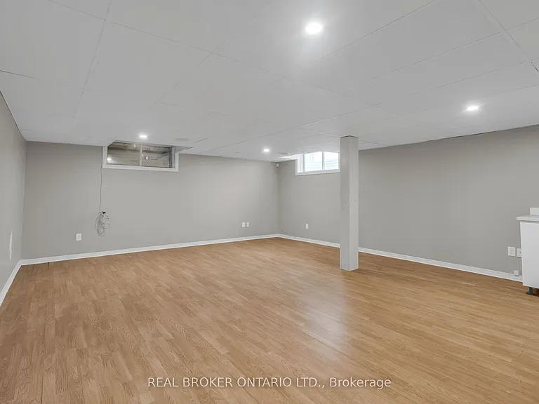 1133 Clyde Ave — Photo 19