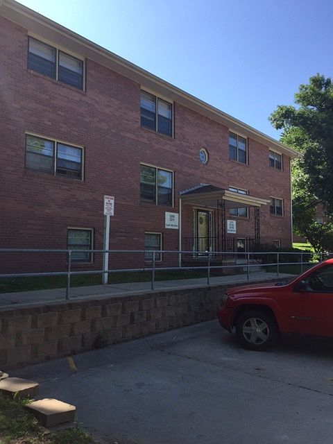 1st image of 3211 N 108th St