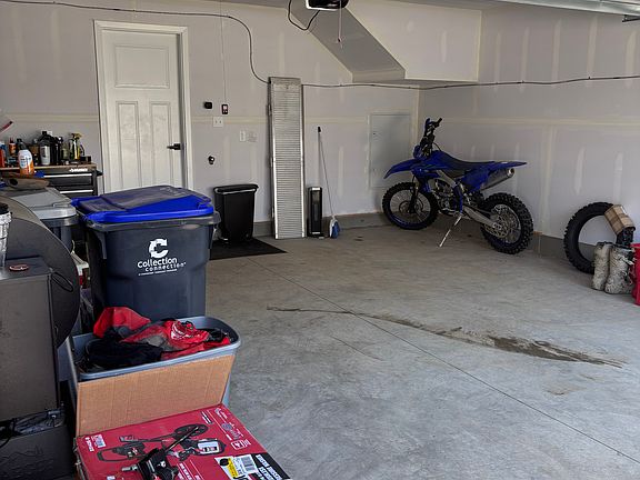 3rd image of 501 Nolan Cir