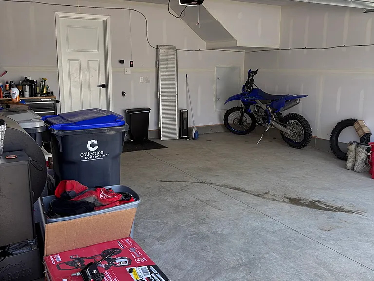501 Nolan Cir — Photo 3