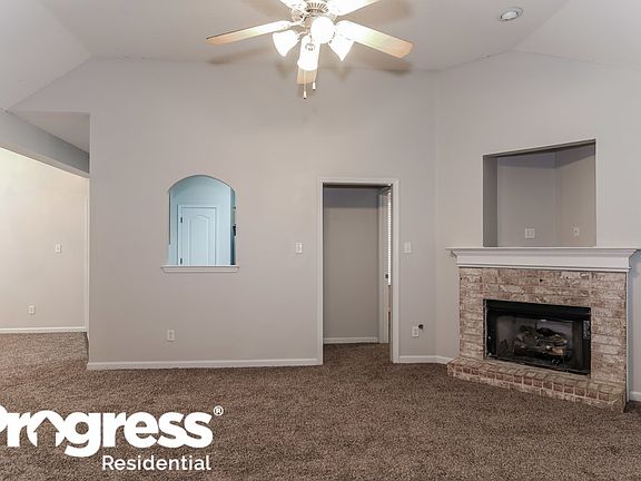 3rd image of 8740 Rogers Park Ave