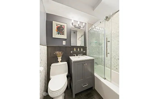 Sold by Douglas Elliman | media 6