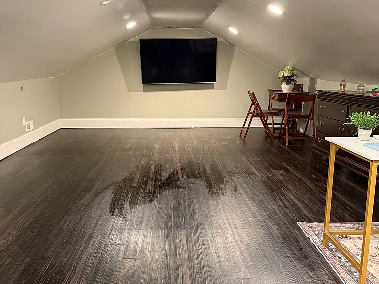 523 E Georgia St — Photo 20