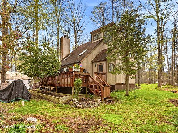 2nd image of 2219 Maple Leaf Ct