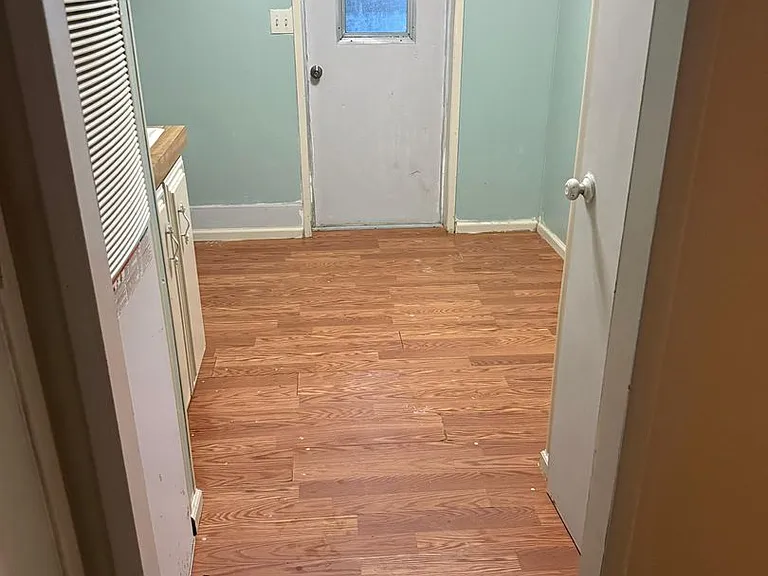 335 Red Hill Rd — Photo 9